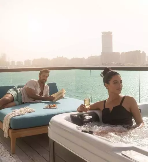 سوئیت کلوب با چشم‌انداز دریا, Taj Exotica Resort & Spa, The Palm, Dubai