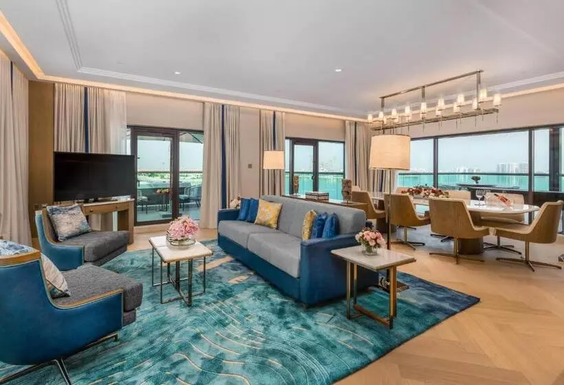 سوئیت کلوب با چشم‌انداز دریا, Taj Exotica Resort & Spa, The Palm, Dubai