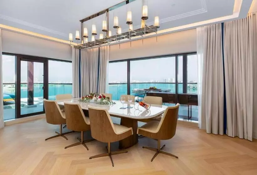 سوئیت کلوب با چشم‌انداز دریا, Taj Exotica Resort & Spa, The Palm, Dubai