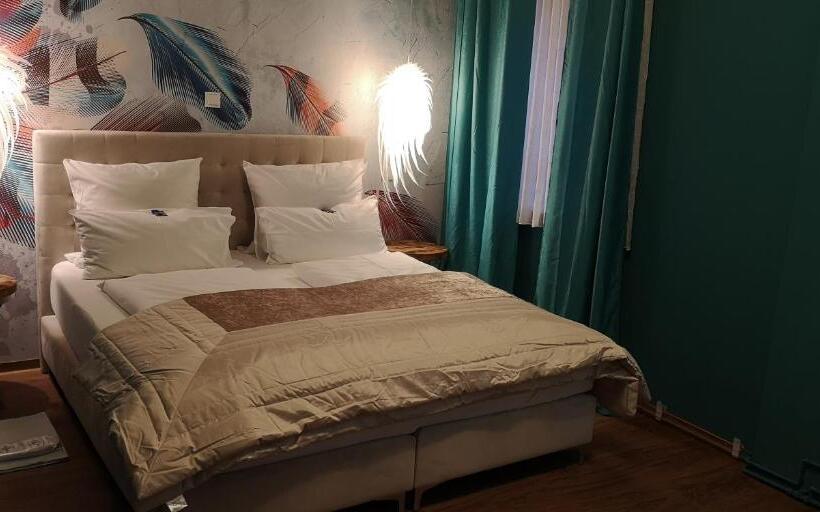 חדר סטנדרט, Boutique Hotel & Bio Wirtshaus Schwarzer Bock