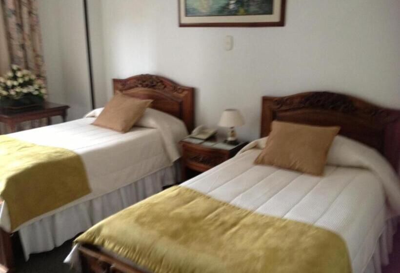 스탠다드 트리플 룸, El Gran Hotel De Pereira