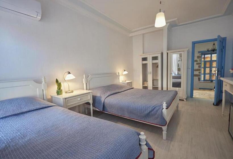 Номер Стандарт, Alacati Zeytin Konak