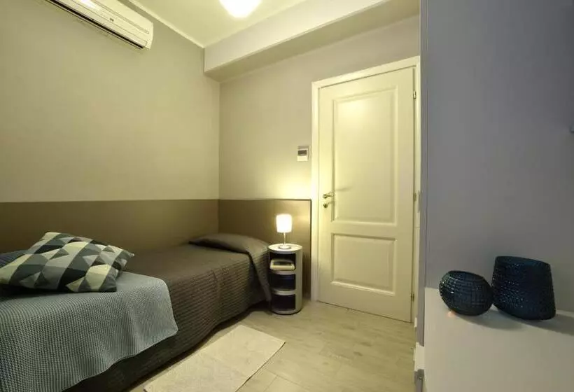 اتاق استاندارد یک نفره, Bristol
