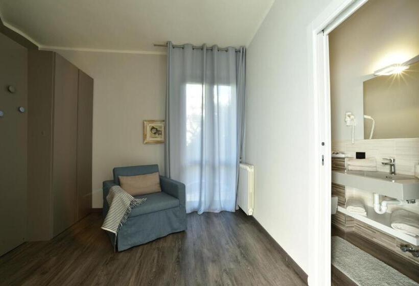 패밀리 스위트, Bristol