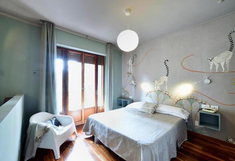 패밀리 룸, Bristol