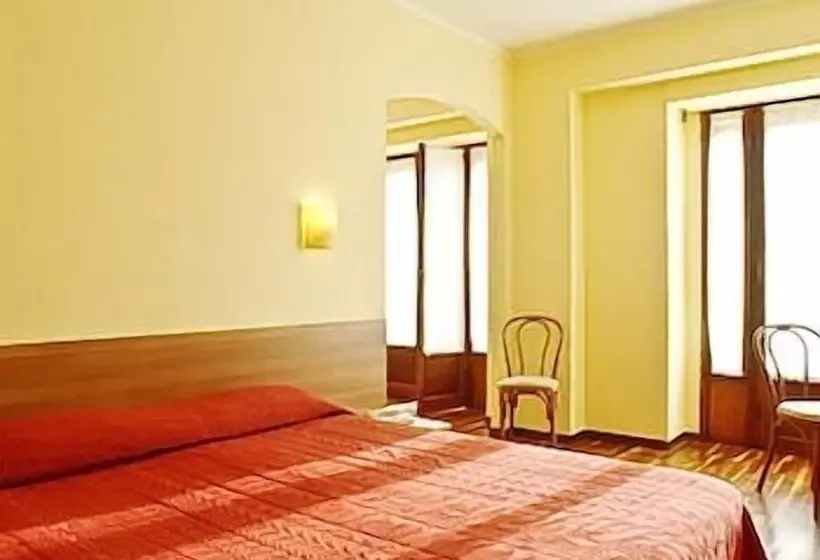 اتاق استاندارد, Bristol