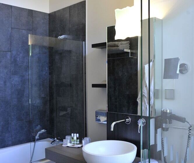 スタンダードルーム, Château De Champlong Table Hôtel  Golf & Spa