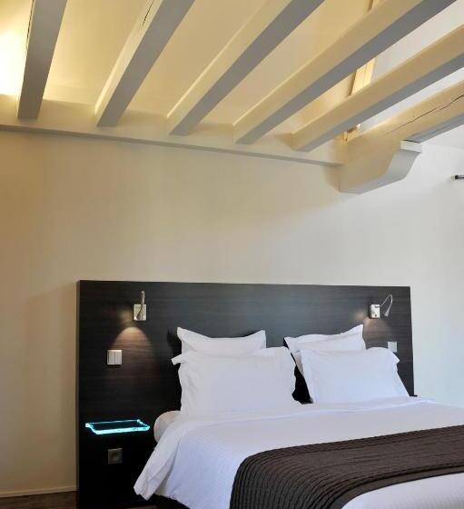 スタンダードルーム, Château De Champlong Table Hôtel  Golf & Spa