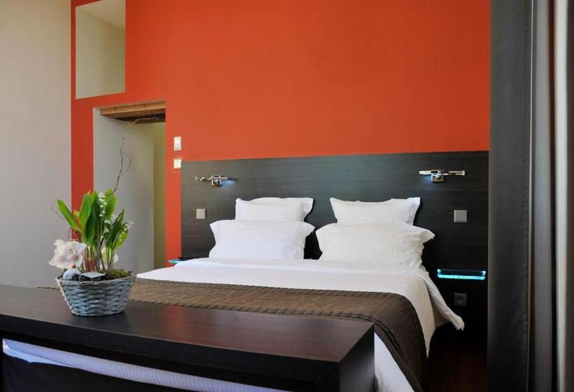 スタンダードルーム, Château De Champlong Table Hôtel  Golf & Spa