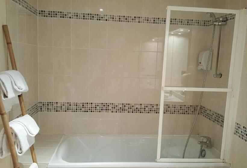 جناح, De Loire Et Restaurant Les Bateliers