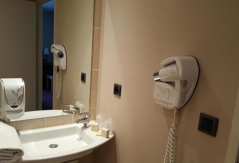 غرفة قياسية, De Loire Et Restaurant Les Bateliers