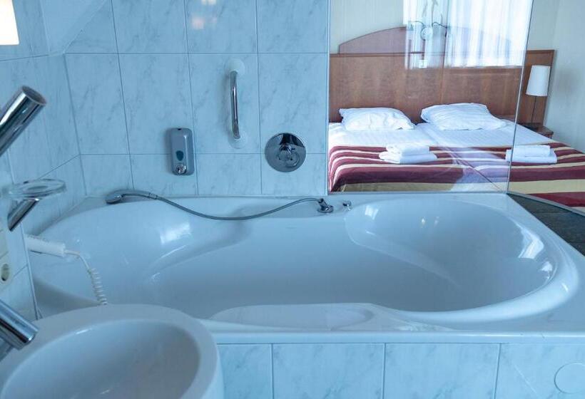 スイート, De Torenhoeve