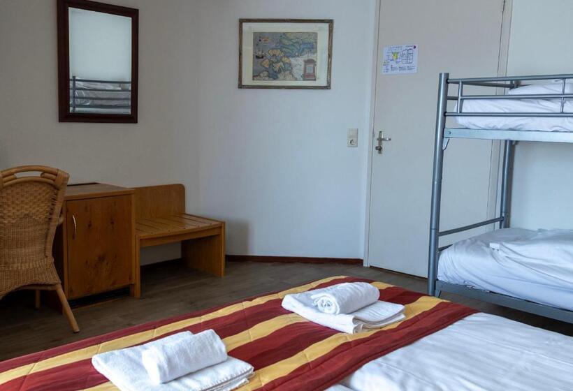 ファミリールーム, De Torenhoeve