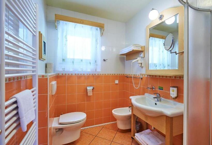 اتاق استاندارد با بالکن, Eco Terme Snovik, Kamnik