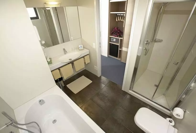 Mini Suite, Muralto