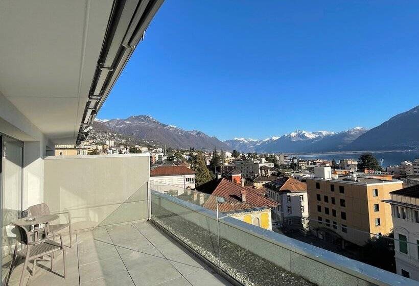 اتاق استاندارد با بالکن, Muralto