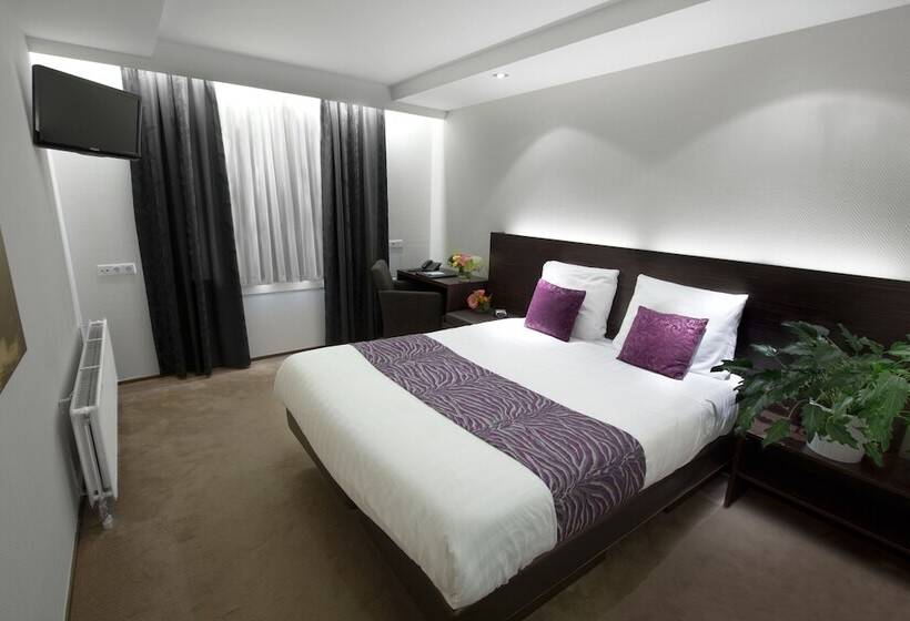 חדר דלוקס יחיד, Gieling