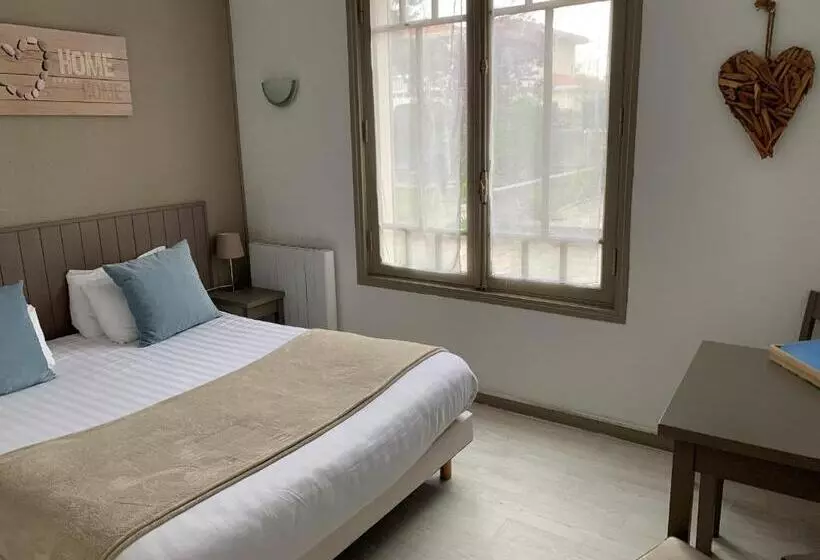 Standard-huone, Logis Hotels   Hôtel Et Restaurant L Océana