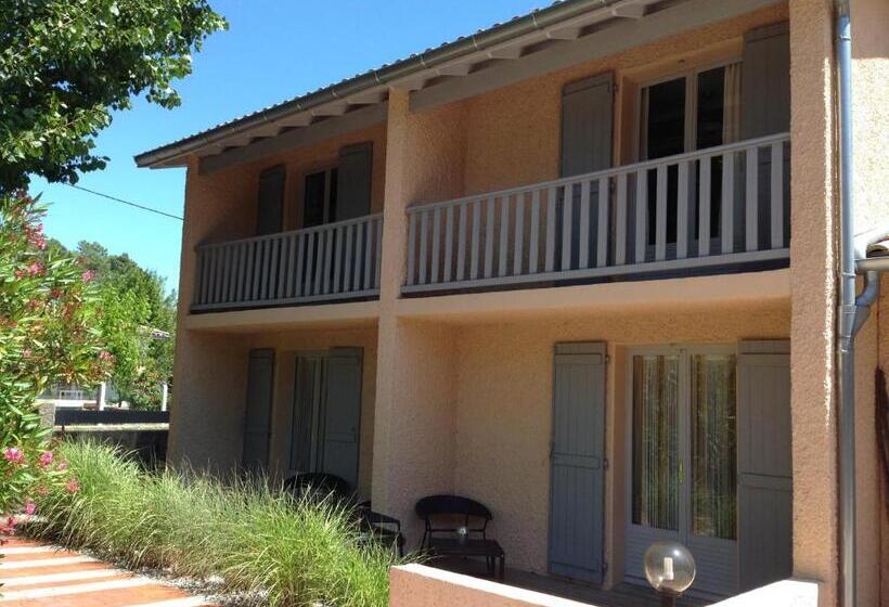 スタンダード4人部屋, Logis Hotels   Hôtel Et Restaurant L Océana