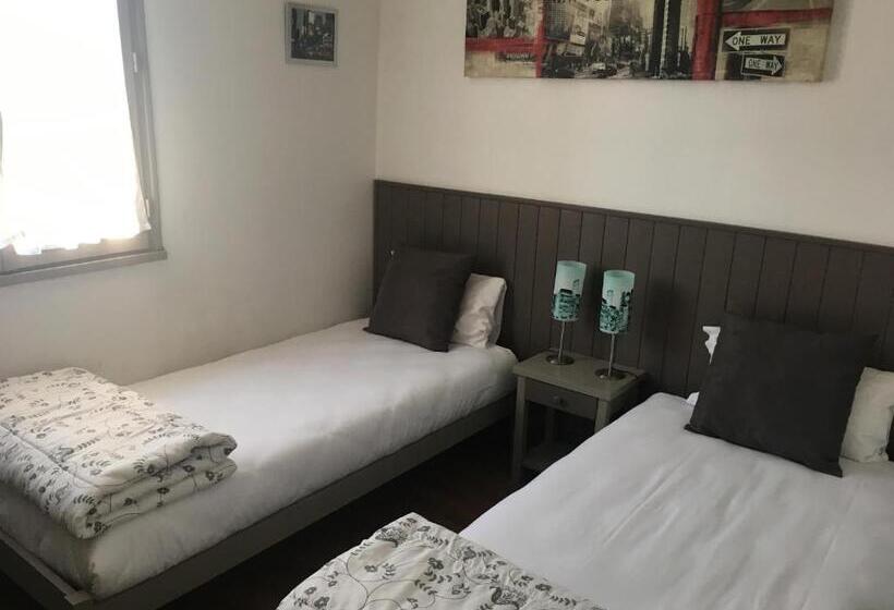 Четырехместный Номер Стандарт, Logis Hotels   Hôtel Et Restaurant L Océana