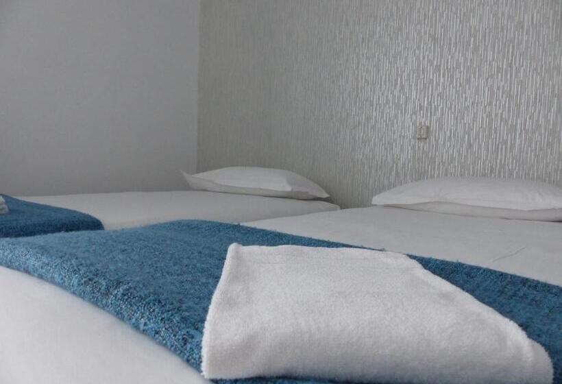 Номер Стандарт, La Belle Etoile