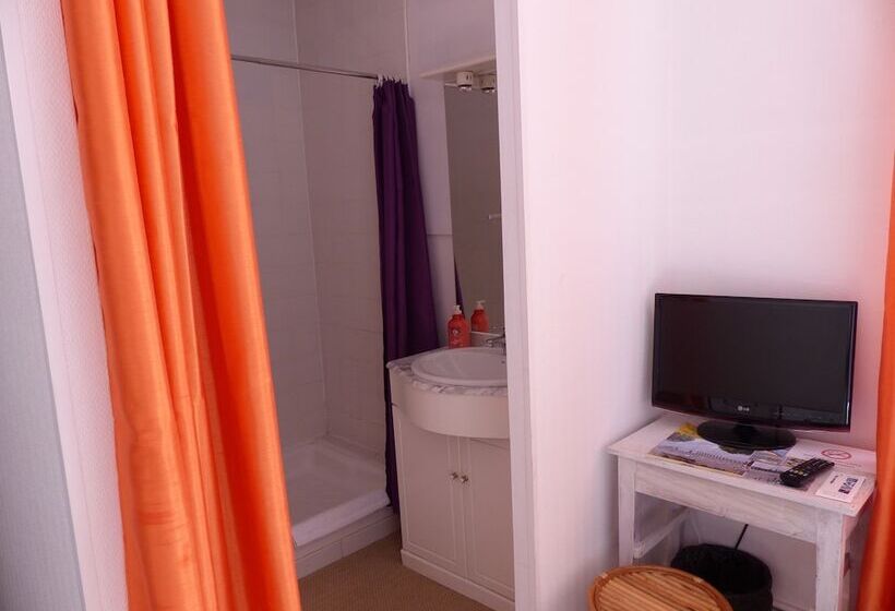 غرفة قياسية فردية, La Belle Etoile