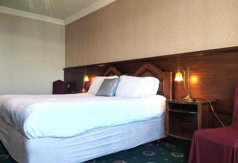 חדר סופריור, Lakeside Manor