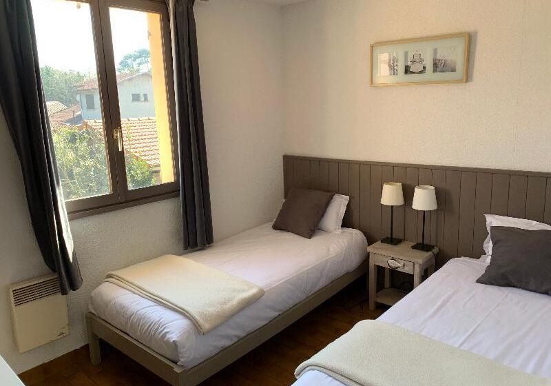 スタンダード4人部屋, Logis Hotels   Hôtel Et Restaurant L Océana