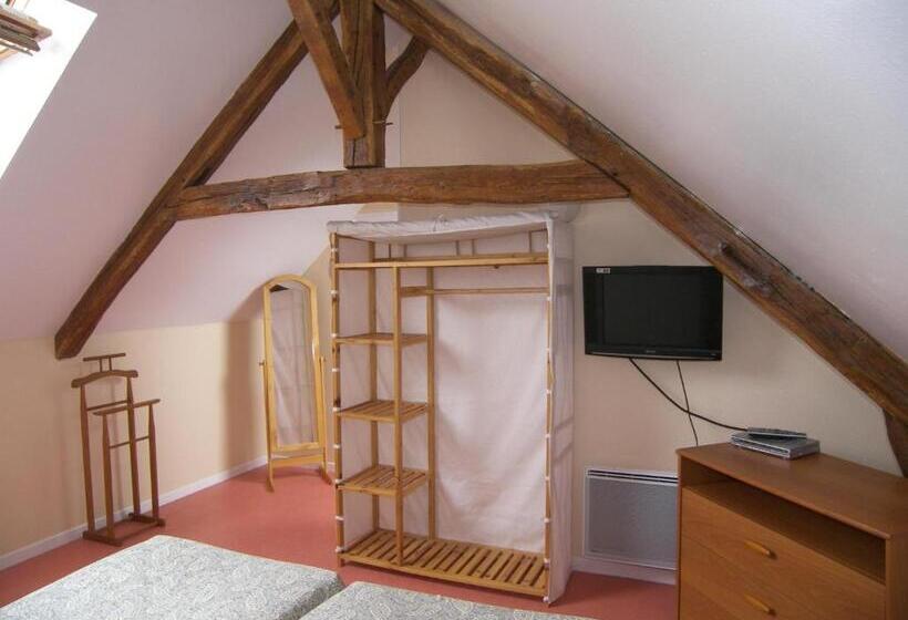 Номер Стандарт, Auberge De L Omois