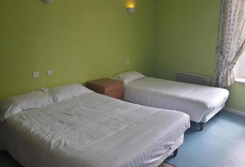 Номер Стандарт Трехместный, Auberge De L Omois
