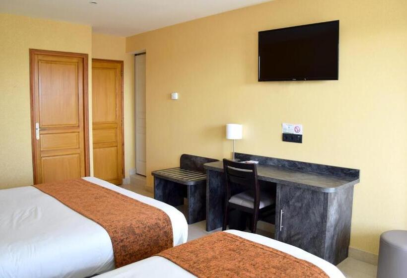 수피리어 트리플 룸, Logis Des Sources