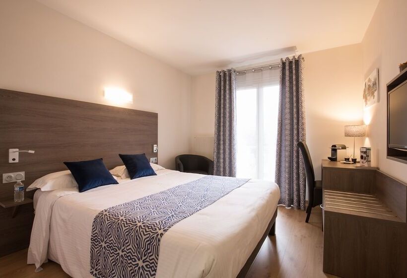 이그제큐티브 룸, Logis Hotel Le Petit Casset