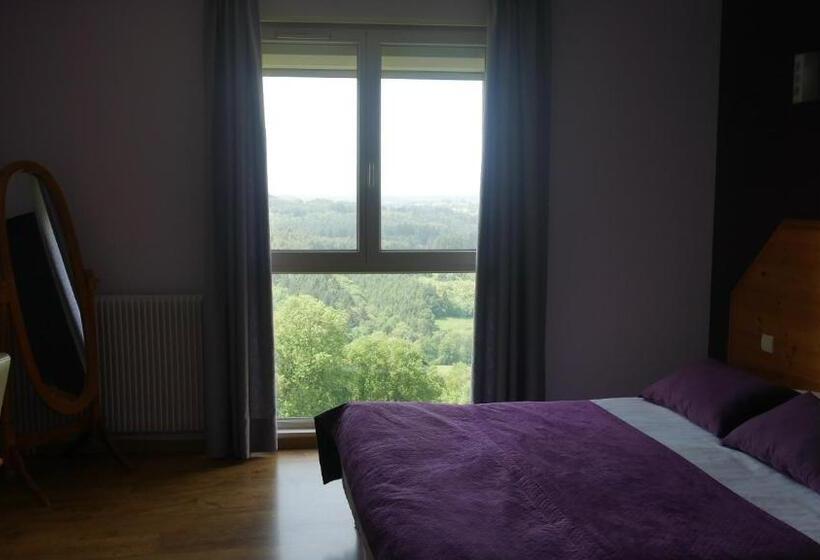 Номер Стандарт, Logis Le Saint Cyr