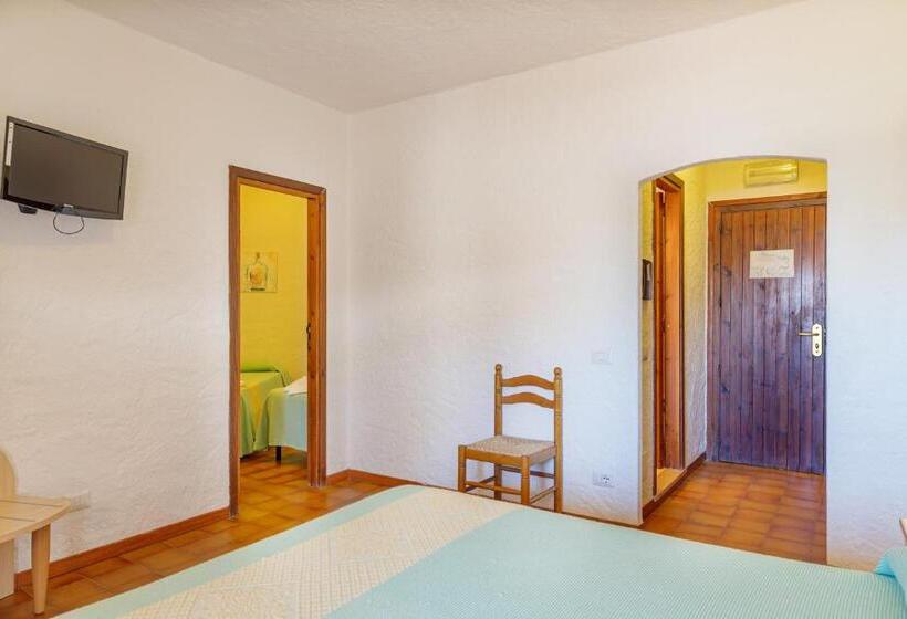 四人标准间, Mare Blue