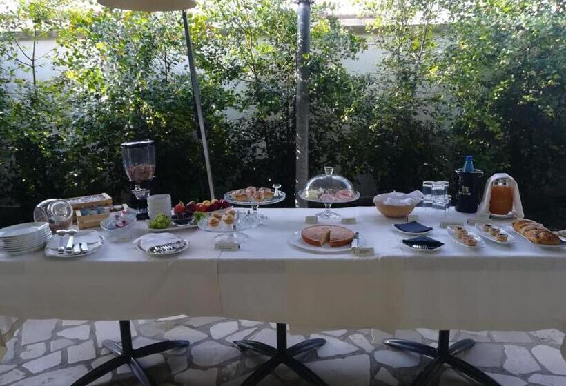 חדר דלוקס עם מרפסת, Naitendì