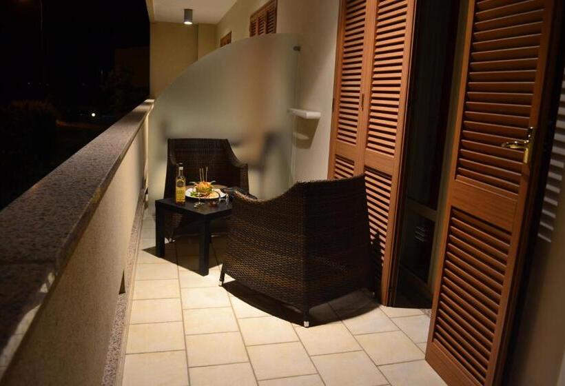 غرفة ديلوكس مزودة بشرفة, Naitendì