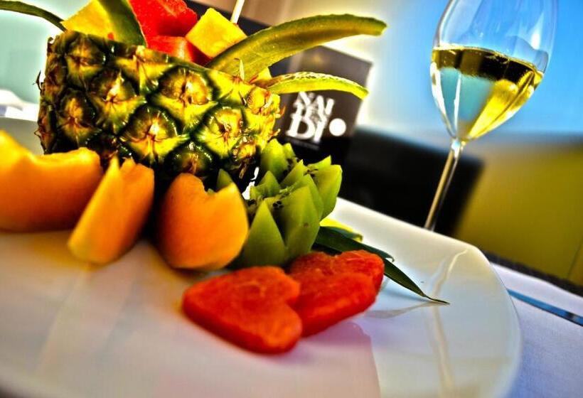 חדר דלוקס עם מרפסת, Naitendì