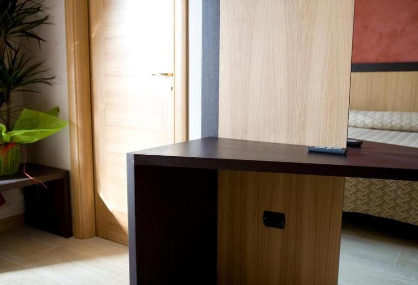 חדר סטנדרט, Naitendì