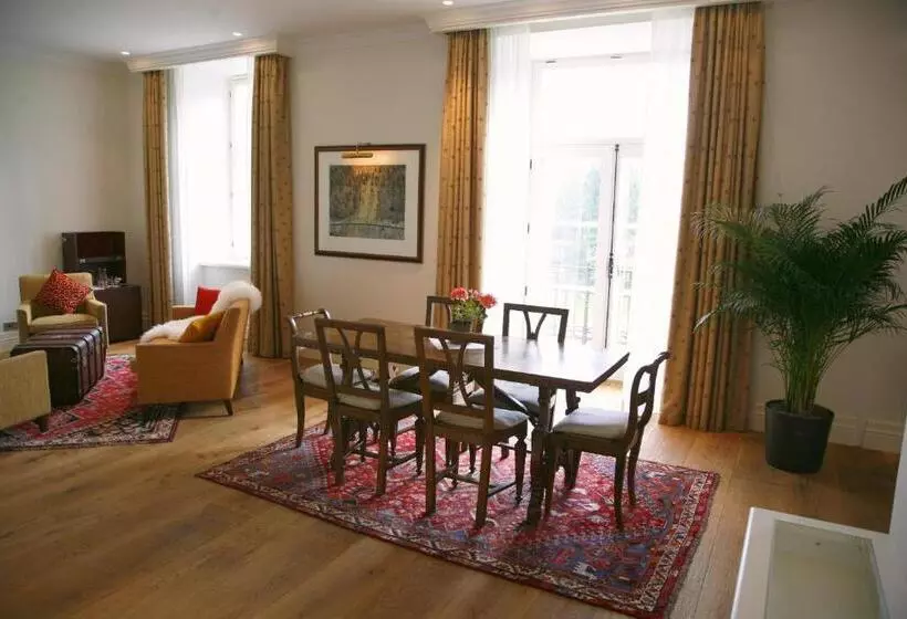 سوئیت پرزیدنت, Pädaste Manor