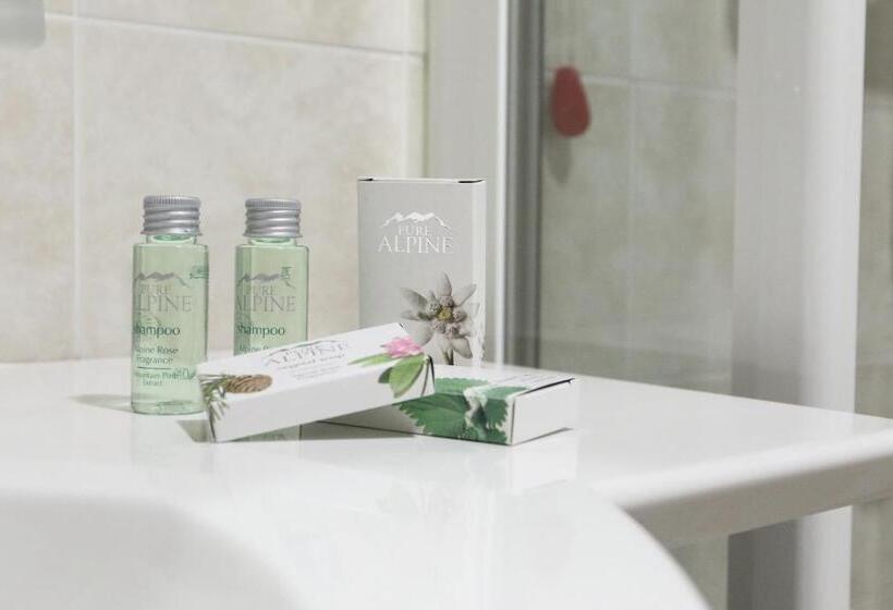 Номер Стандарт Трехместный, Pedranzini