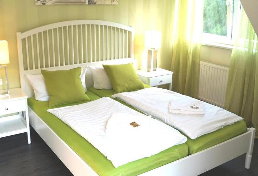 标准间带阳台, Regiohotel Schanzenhaus Wernigerode