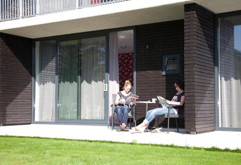 디럭스 룸, Restaurant Lunia