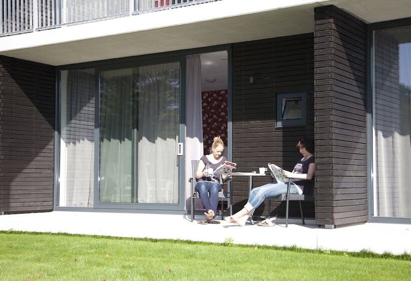 디럭스 룸, Restaurant Lunia