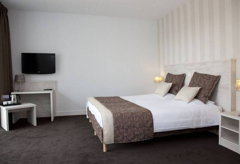 디럭스 룸, Restaurant Lunia