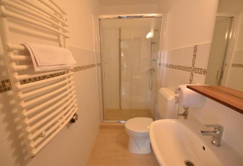 수피리어 싱글 룸, Révész Hotel, Restaurant And Rosa Spa