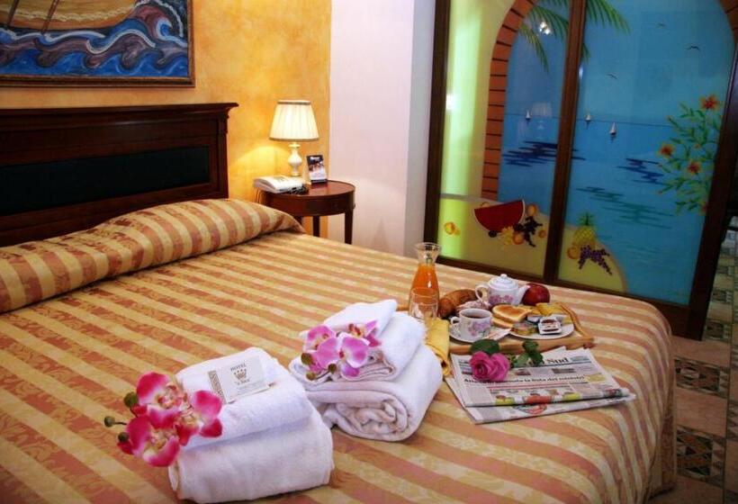 标准三人间, U' Bais