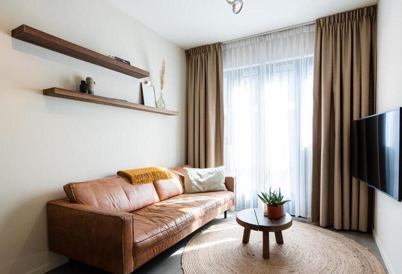 סוויטה, Van Heeckeren