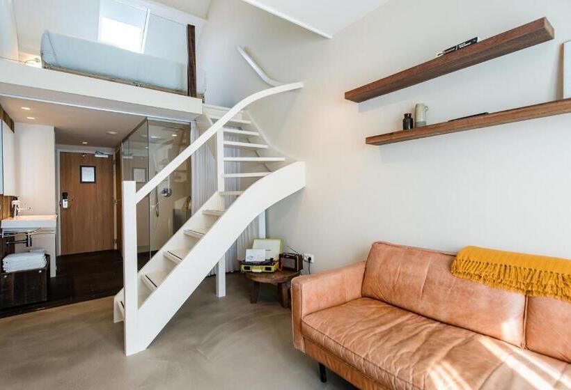 סוויטה, Van Heeckeren