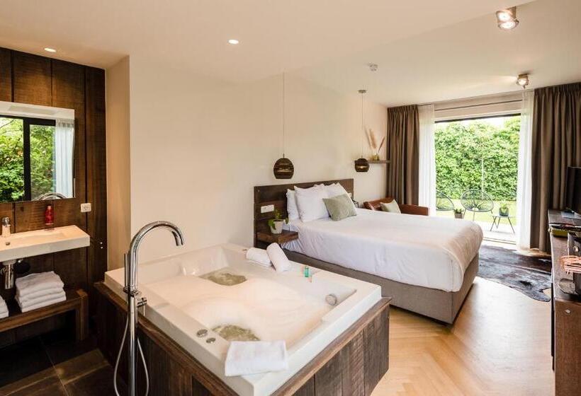 סוויטה דלוקס, Van Heeckeren