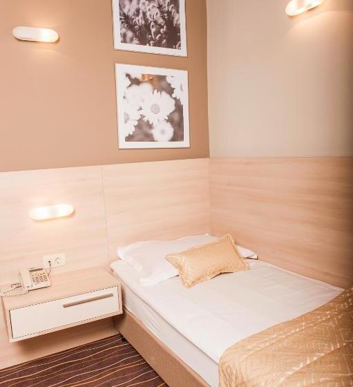 اتاق استاندارد یک نفره, Zagreb  Health & Beauty